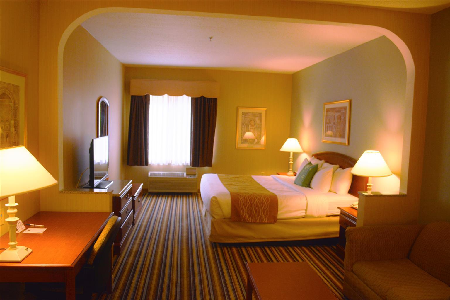 Western New England & Hotel